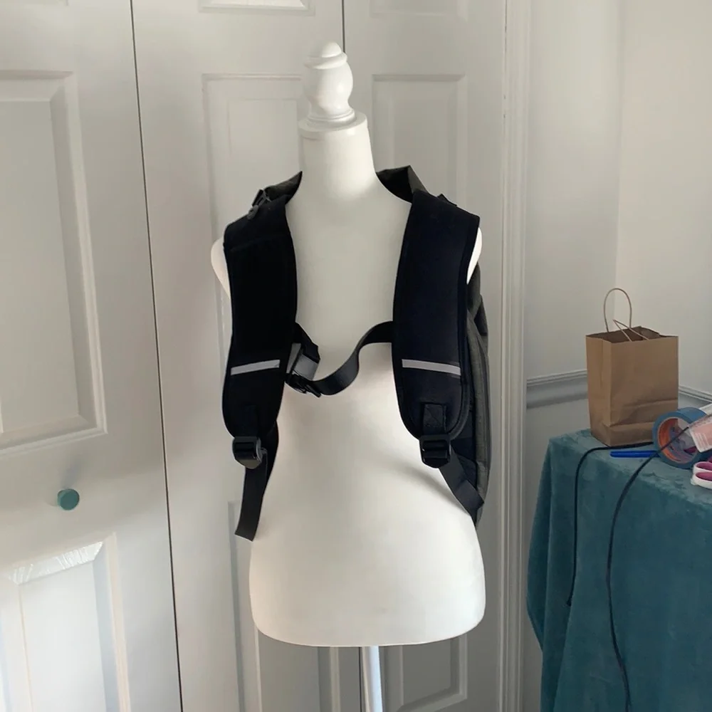 Venider anti-theft backpack. - Picture 1 of 7